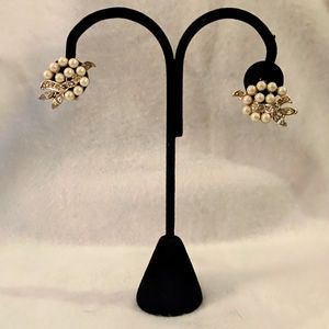 clip earrings